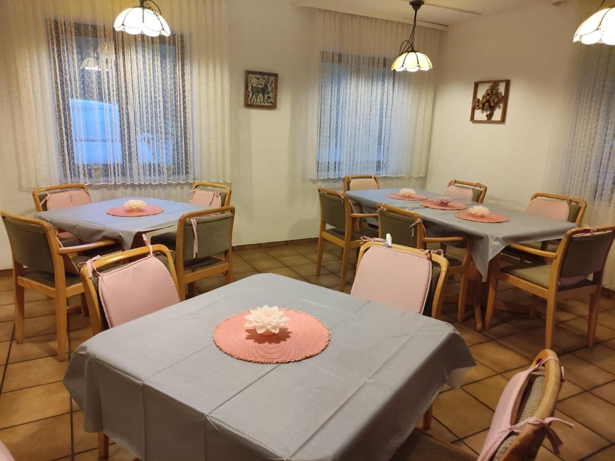 Auf Dem Roten Fels Eppenbrunn Екстер'єр фото